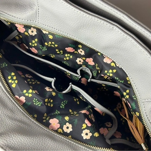 Milkmaid Goods Gray Diaper Bag Tote w/ Changing Pad – Baby Bag OS - Picture 8 of 14